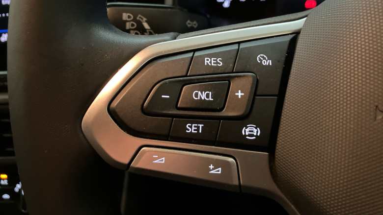 Volkswagen Polo 1.0 Life 5dr Petrol Hatchback